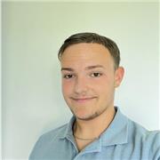 Bonjour, je donne des cours particuliers dans plusieurs matières. N’hésitez pas à me contacter. J’ai eu 20/20 en maths au bac.